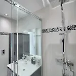 Clod - 2 Bedrooms - Parking - Wifi Air Conditioning