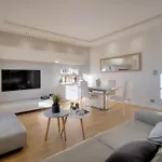 Clod - 2 Bedrooms - Parking - Wifi Air Conditioning Apartament