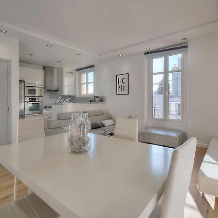 Clod - 2 Bedrooms - Parking - Wifi Air Conditioning Apartament *